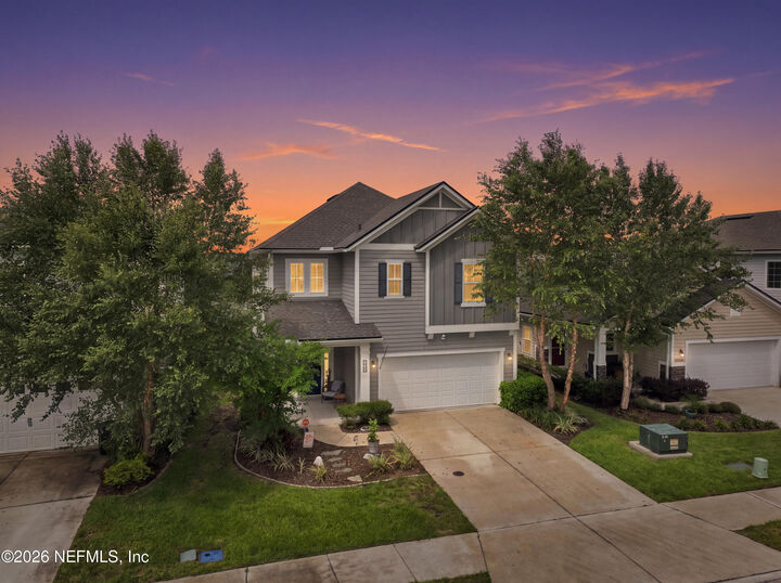 Property Photo:  324 Ferndale Way  FL 32092 