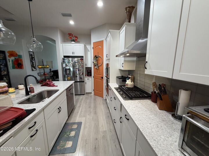 Property Photo: 526 Eagle Moon Lake Drive FL 32092