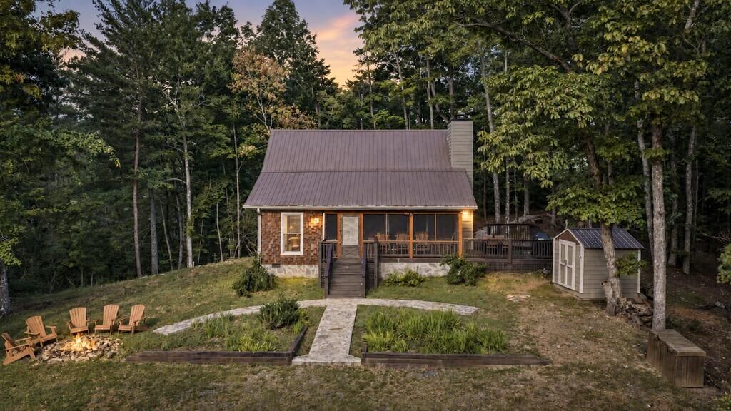 Property Photo: 165 All Good Road GA 30522