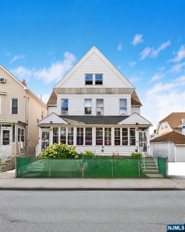 Property Photo:  28 Lincoln Street  NJ 07055 