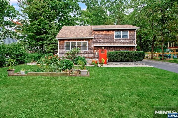 Property Photo: 9 Melrose Avenue NJ 07421