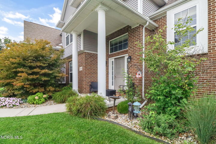 Property Photo: 5866 Walnut Springs Boulevard OH 43560