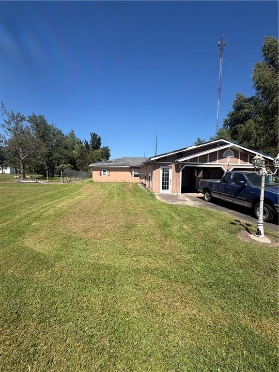 Property Photo:  124 Mason Lane  LA 70068 