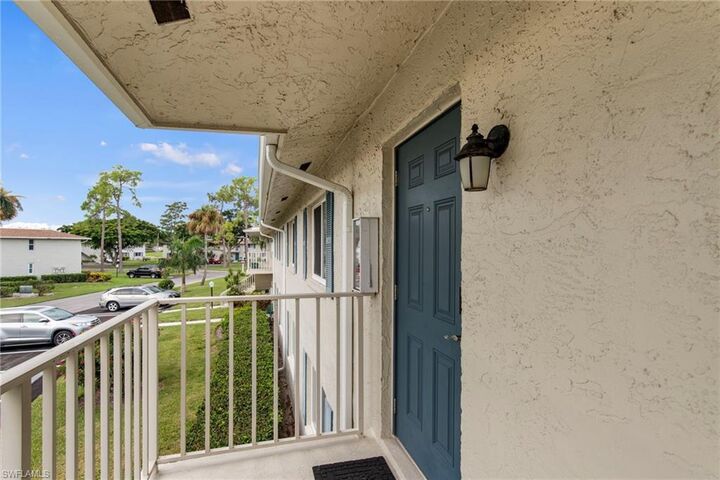 Property Photo:  259 Winners Cir 4  FL 34112 
