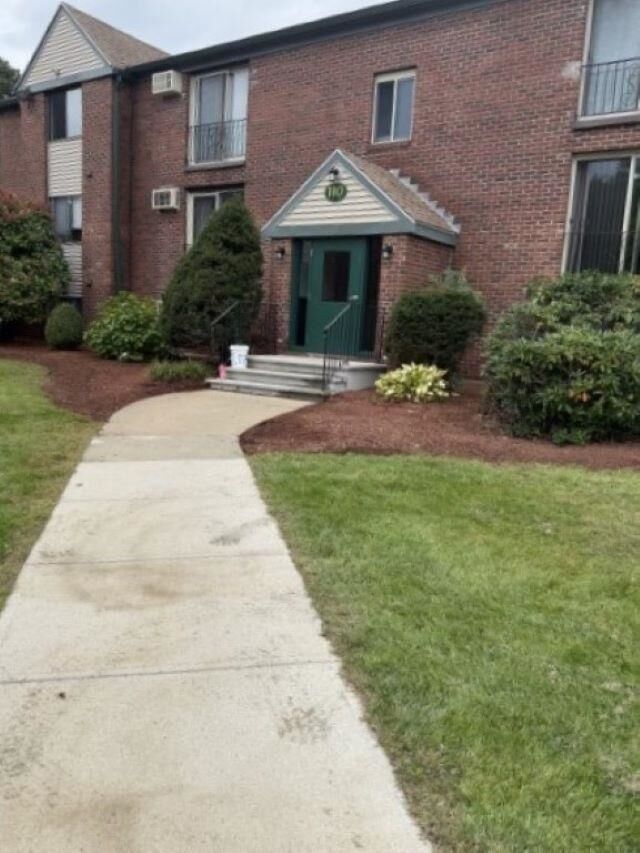 Property Photo:  110 English Village Road  NH 03102 
