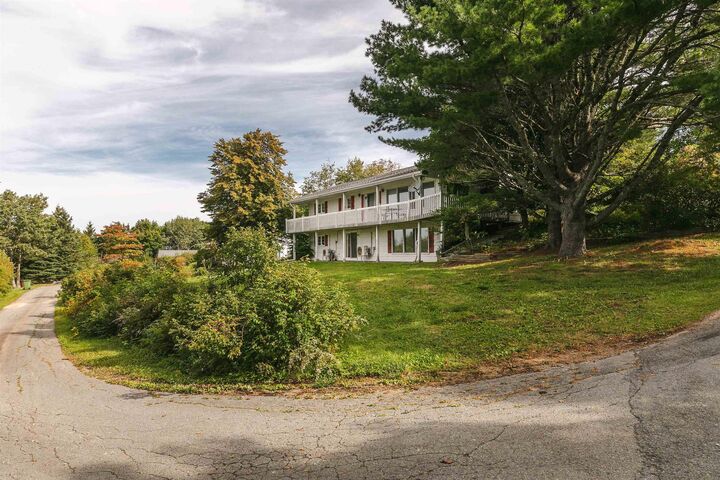 Property Photo:  28 Oakview Drive  NS B0J 1J0 