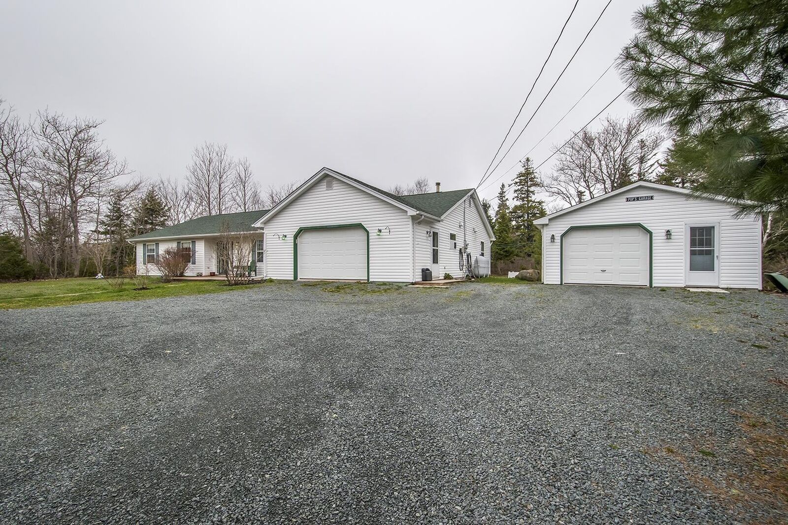 Property Photo:  109 Lisa Ann Drive  NS B2Z 1E7 