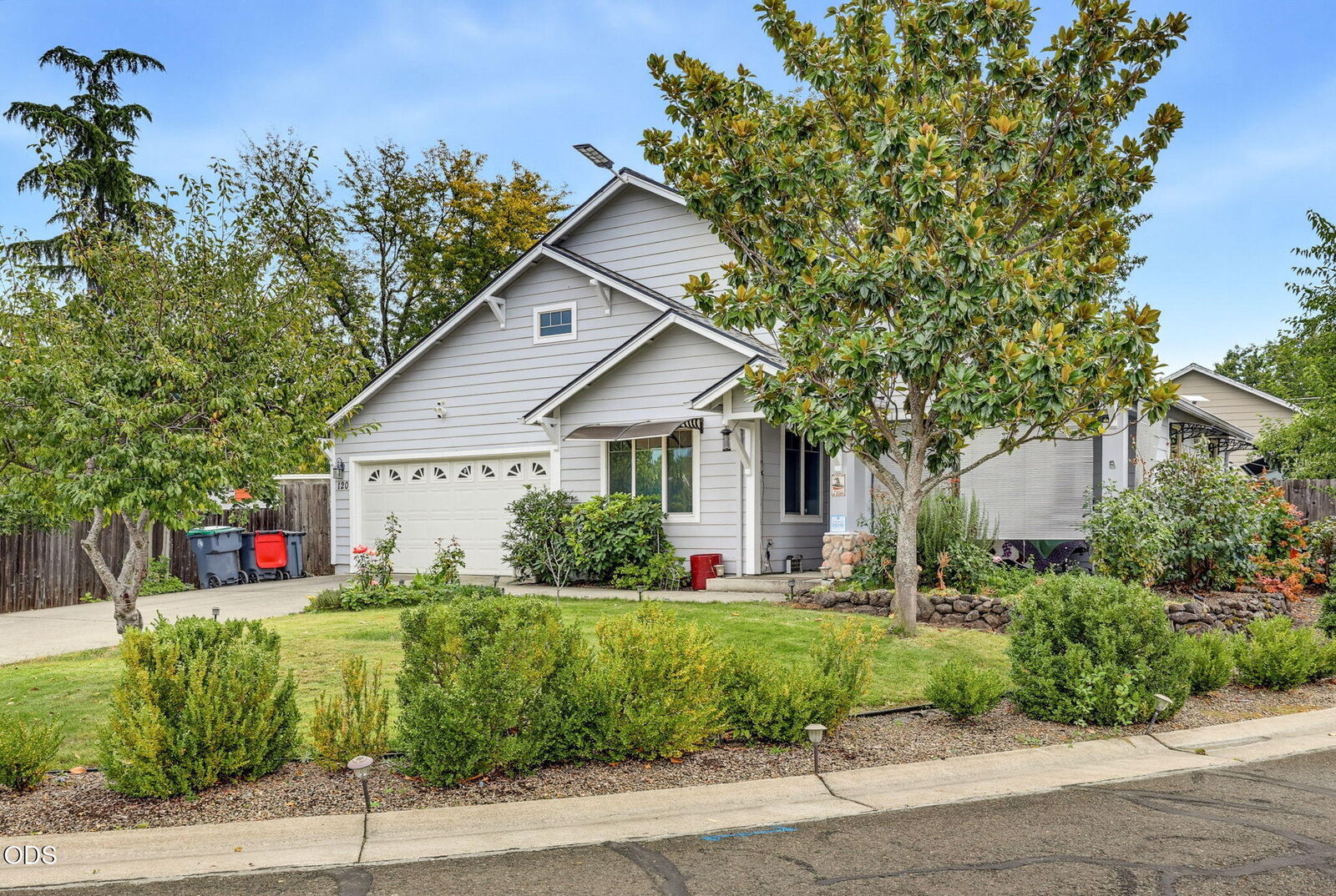 Property Photo:  120 Nadine Lane  OR 97502 