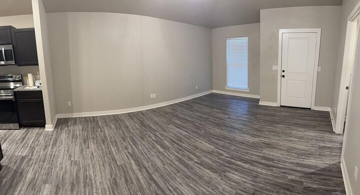 Property Photo: 1121 Big Easy St TX 79765