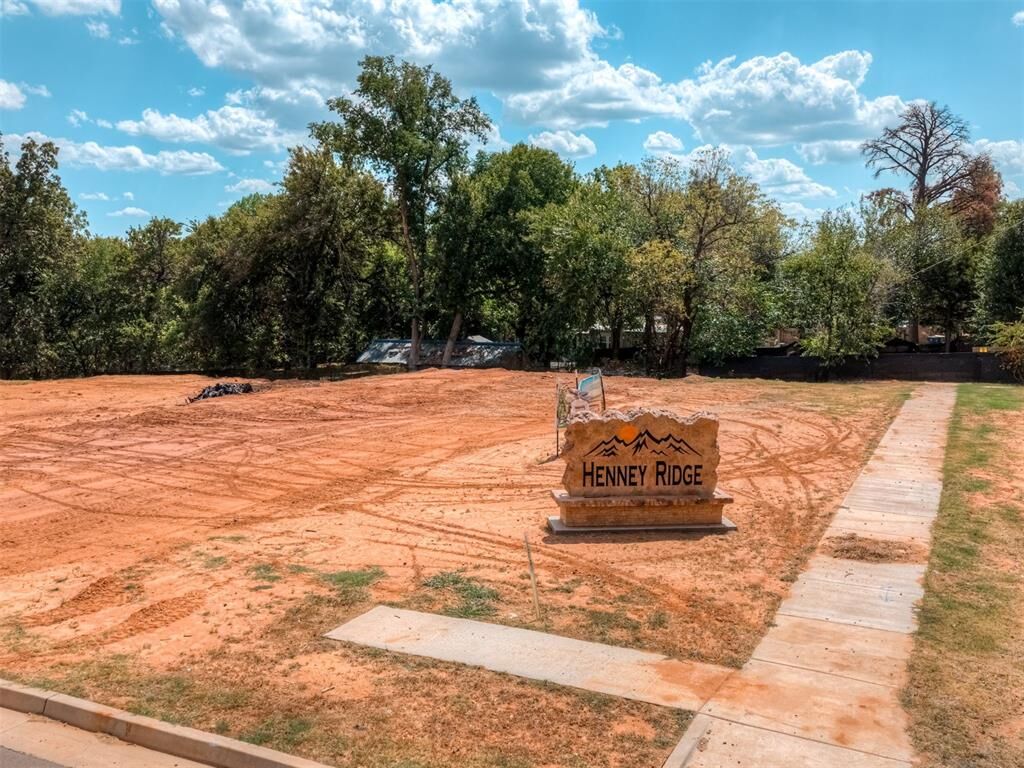 Property Photo:  14090 Henney Ridge Street  OK 73020 
