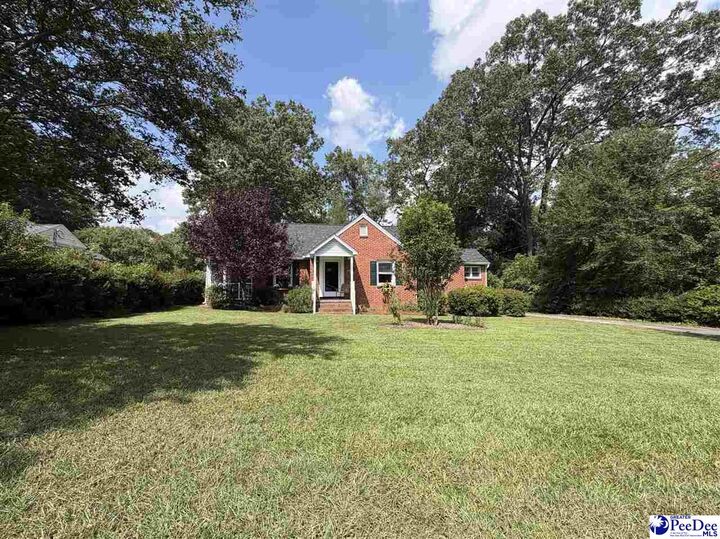 Property Photo:  901 W Cedar Street  SC 29501 