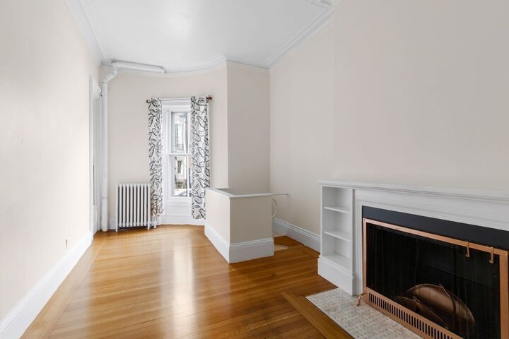 Property Photo:  167 Beacon St 1/3  MA 02116 