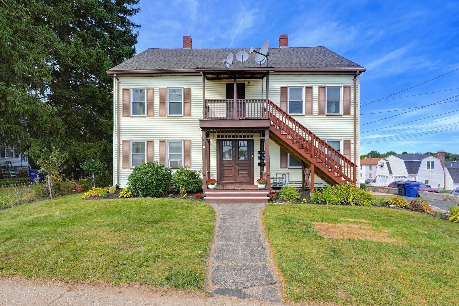 Property Photo:  87 West St  MA 01757 