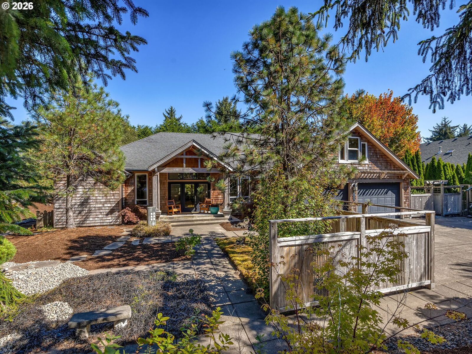 Property Photo: 2499 Pine Ridge Dr OR 97138