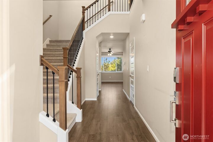 Property Photo:  932  121st Avenue SE  WA 98258 