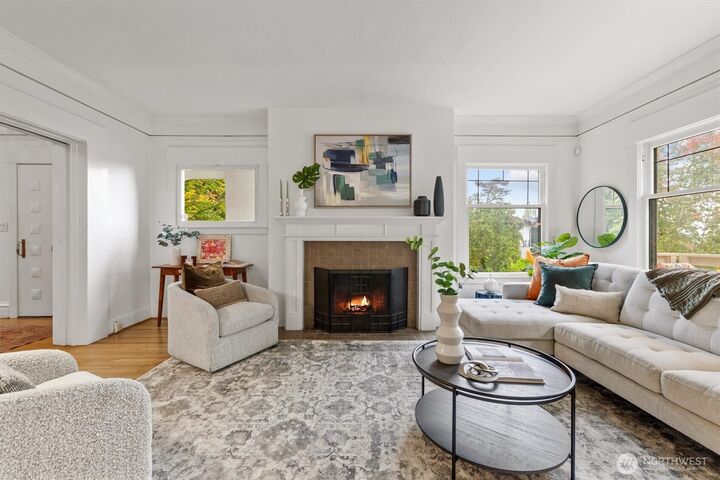 Property Photo: 419 Wheeler Street WA 98109