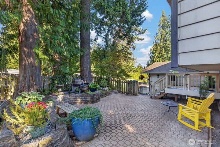 Property Photo:  6  156th Place SW  WA 98012 