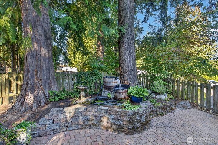 Property Photo:  6  156th Place SW  WA 98012 