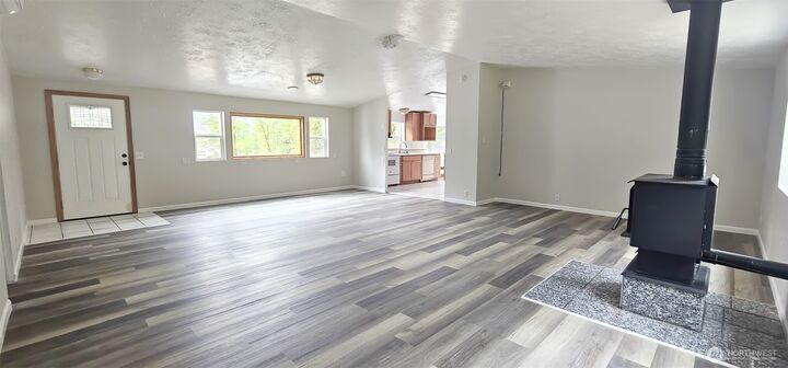 Property Photo: 113 Skinner Road WA 98377
