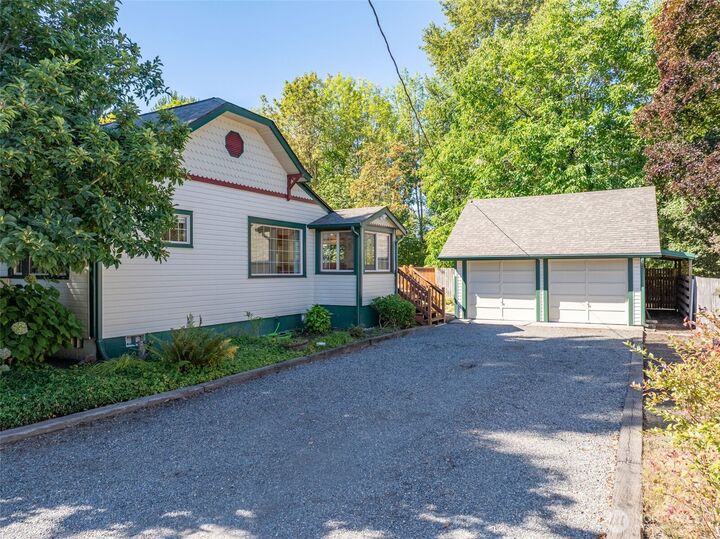 Property Photo: 811 Euclid Way WA 98531