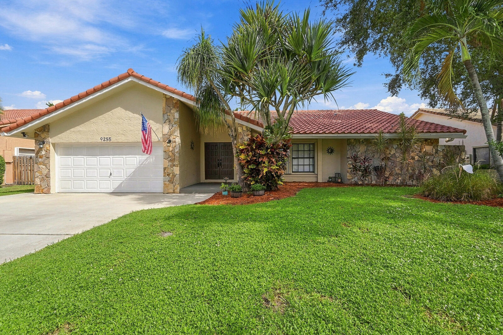 Property Photo: 9255 NW 18th Street FL 33322
