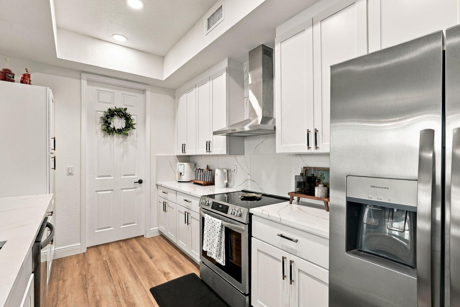 Property Photo:  10520 SW Stephanie Way 2-207  FL 34987 