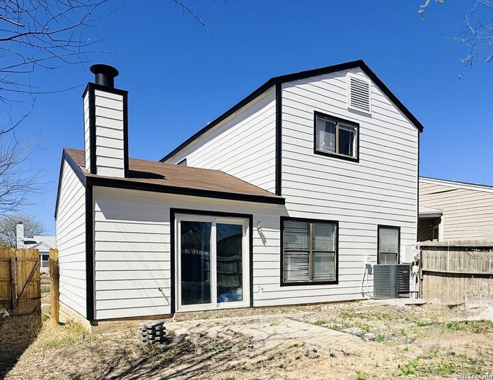 Property Photo: 4142 Sunrise Creek Dr TX 78244
