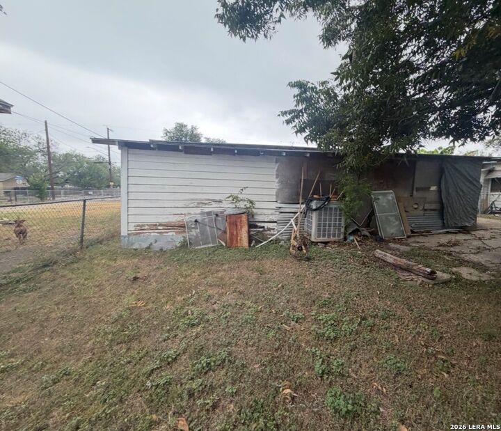 Property Photo:  670 Kendalia Ave  TX 78221 