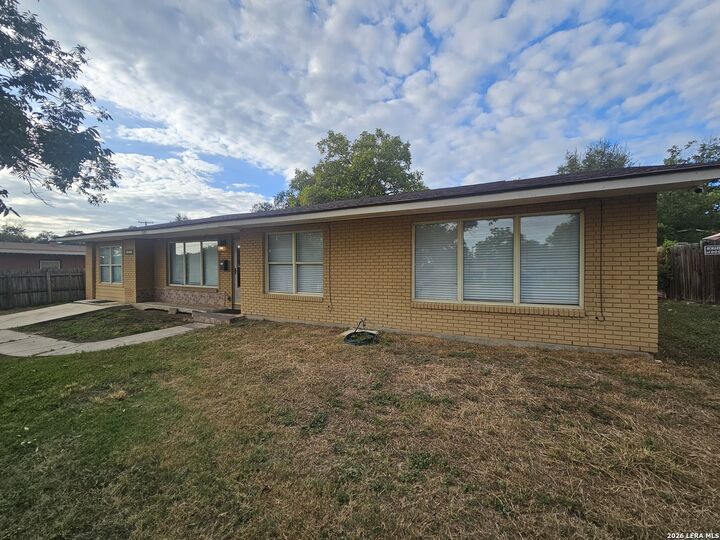 Property Photo:  1227 Oblate  TX 78216 