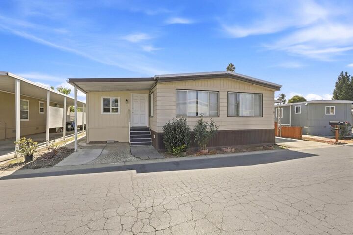 Property Photo:  2151 Oakland Road 137  CA 95131 
