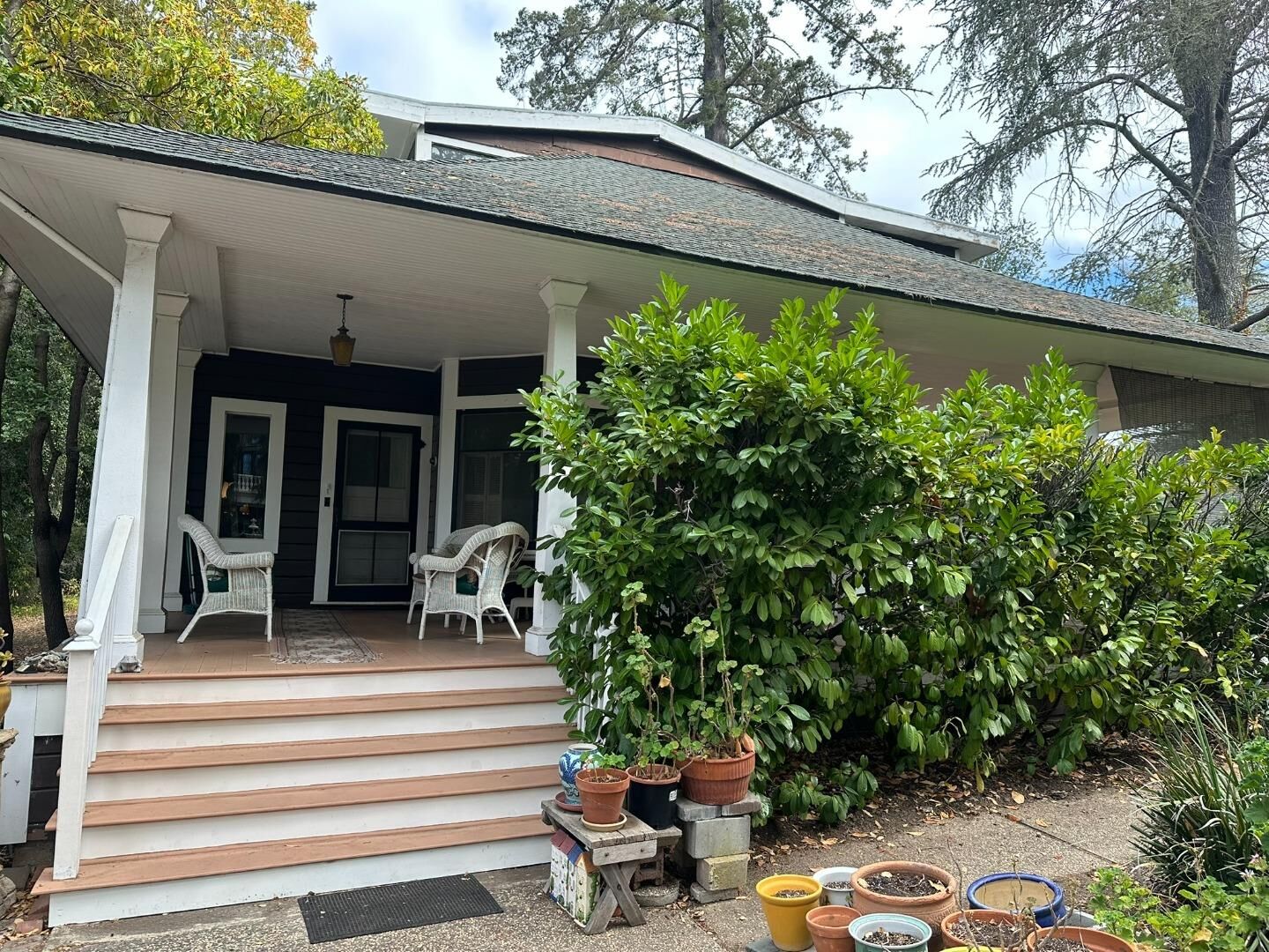 Property Photo: 15550 Glen Una Drive CA 95030