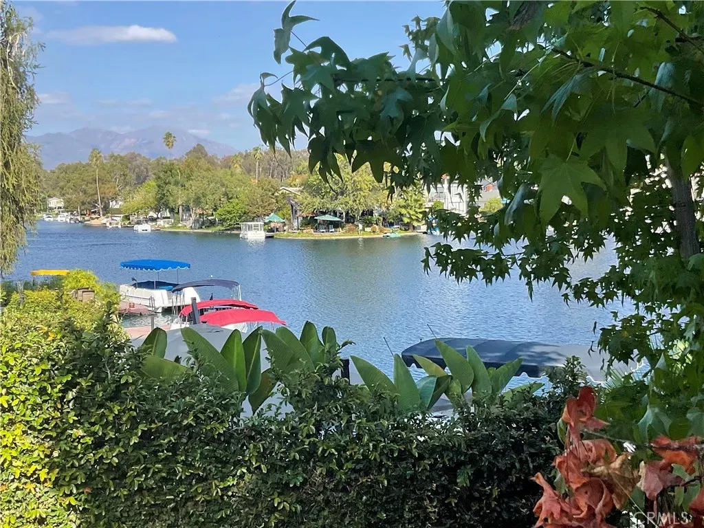 Property Photo:  22814 Sailwind Way 68  CA 92630 