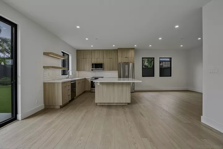 Property Photo:  6255 Dowling Dr  CA 92037 