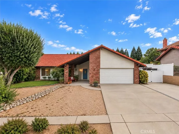 Property Photo:  36098 Sharon  CA 92399 