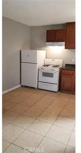 Property Photo:  740 W 82nd Street 4  CA 90044 