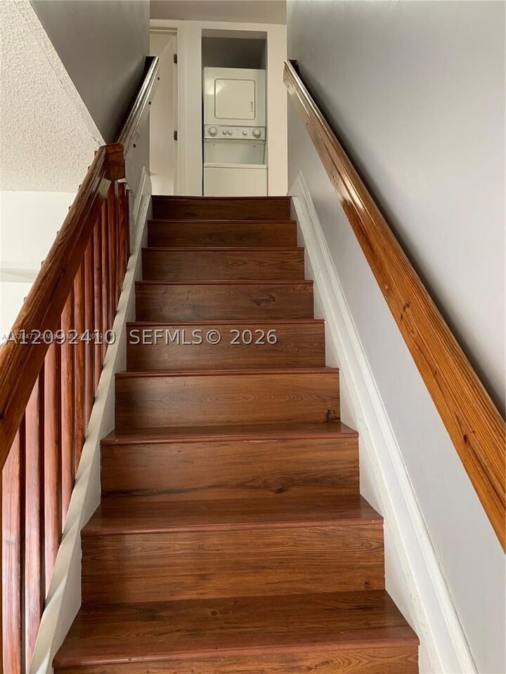 Property Photo:  551 NW 82nd Ave 524  FL 33126 