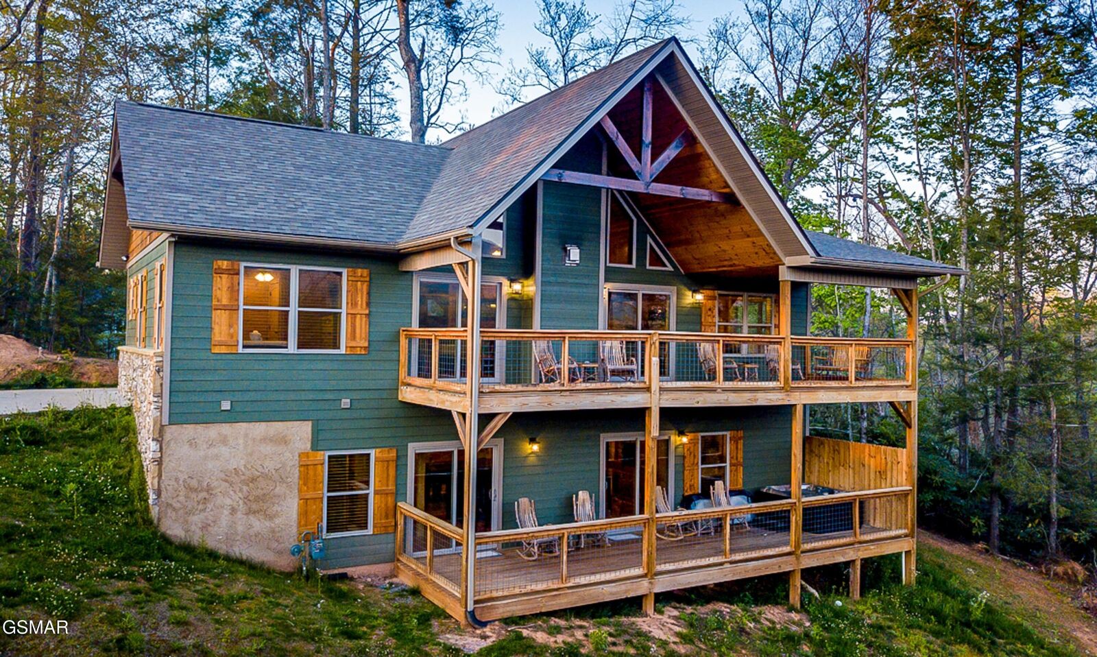 Property Photo: 408 Potters Ridge Road TN 37738
