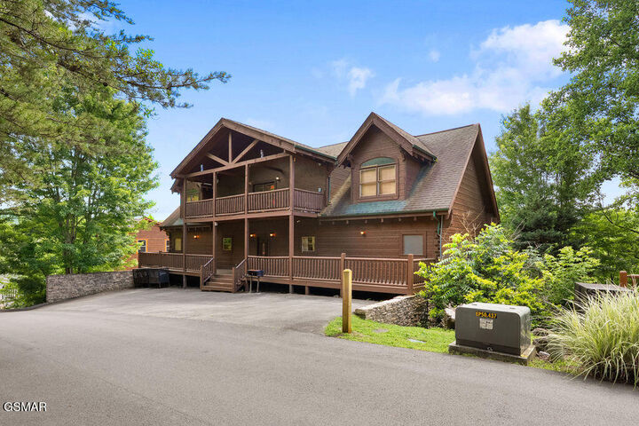 Property Photo: 326 Alpine Mountain Way TN 37863