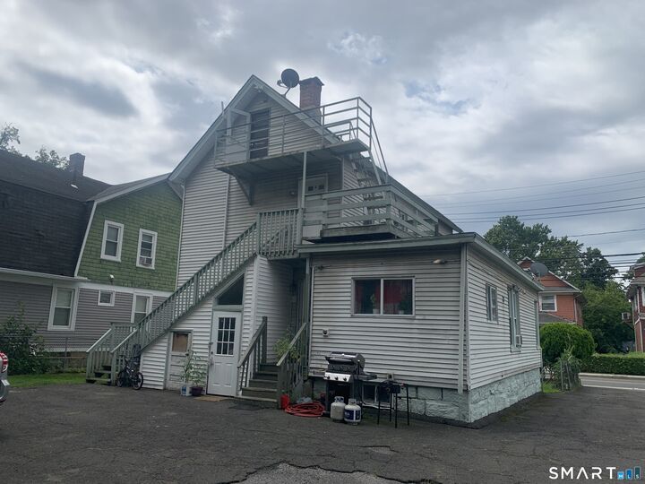 Property Photo:  114 Woodward Avenue  CT 06854 