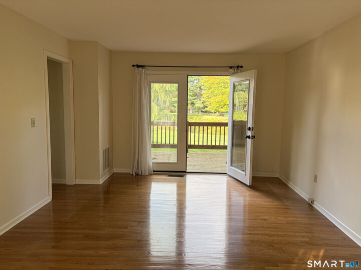 Property Photo: 409 Georgetown Drive 409 CT 06033