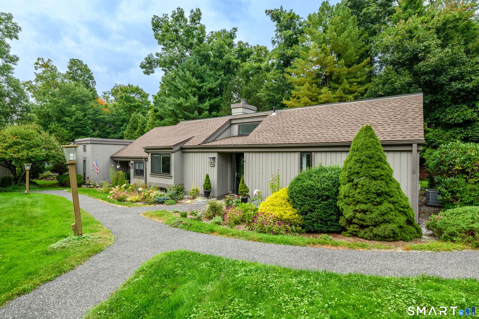 Property Photo:  886 Heritage Village B  CT 06488 