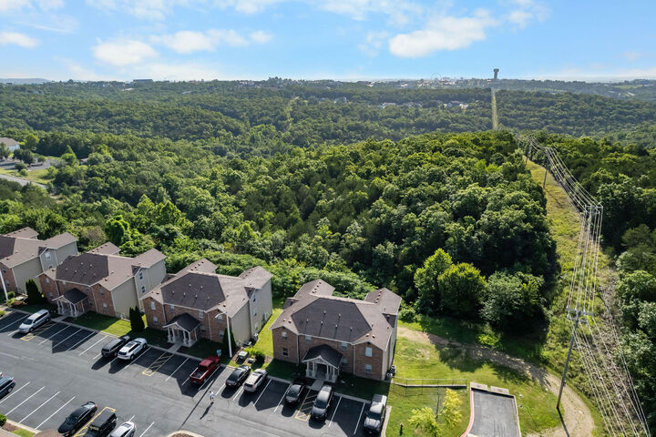 Property Photo:  2919 Vineyards Parkway 10-2  MO 65616 