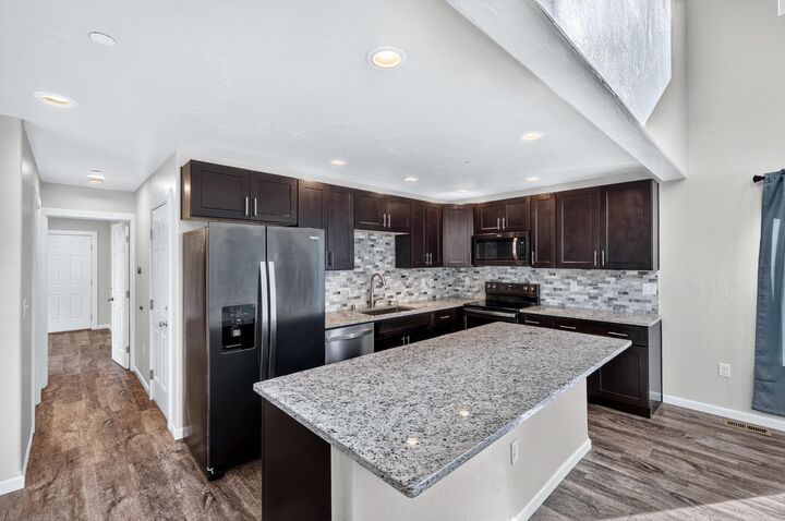 Property Photo: 2708 N Miami Ct WA 99217
