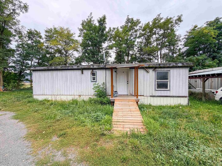 Property Photo:  164 Mountain View Ave Unit 1  WA 99114 