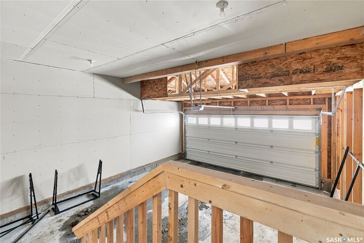Property Photo:  3060 Dumont Way  SK S4V 3Z3 