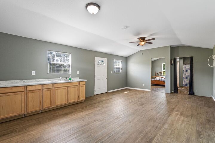Property Photo:  985 NE Gooseberry Street  FL 32059 
