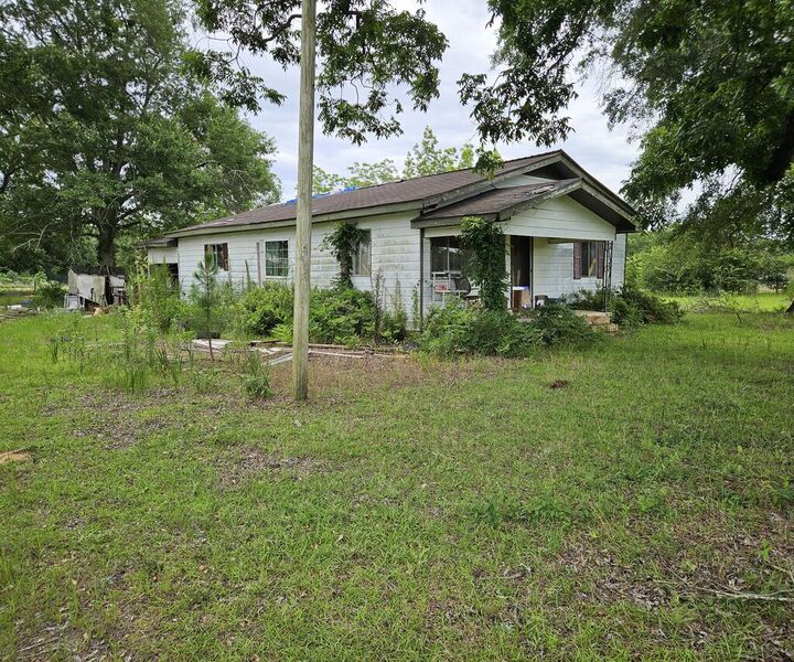 Property Photo:  496 R L Sears Rd.  GA 31771 