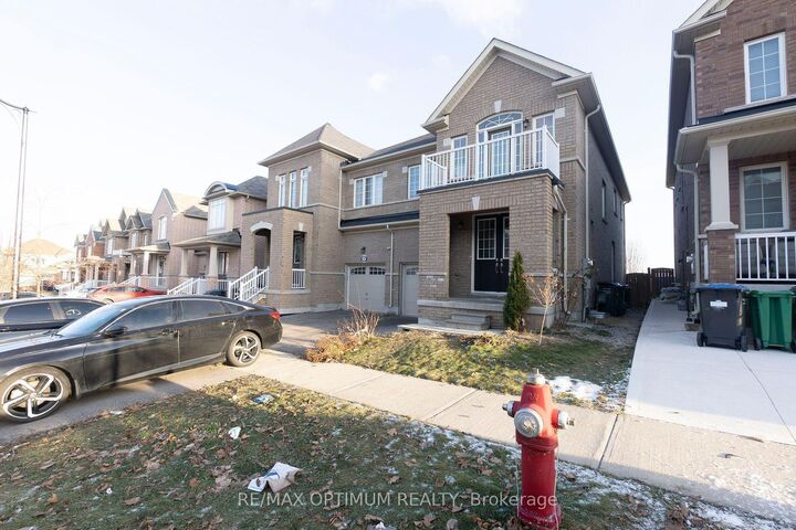 Property Photo:  16 Vezna Crescent  ON L6X 5K5 