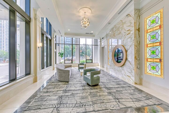 Property Photo:  30 Elm Drive 3307  ON L5B 0N6 
