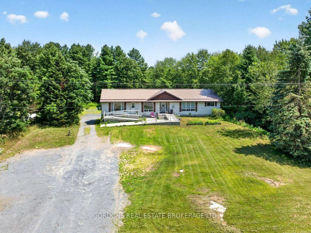 Property Photo:  11703 Highway 41 N/A  ON K0H 1Z0 